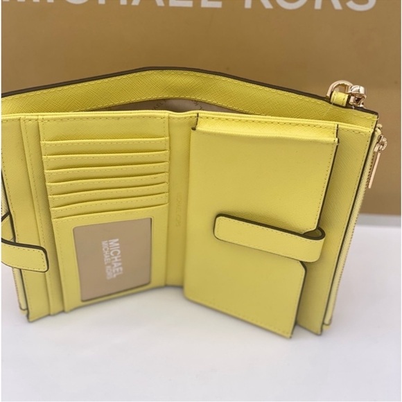 Michael Kors DoubleZip Wallet Wristlet Phone Case Sunshine - Picture 9 of 11